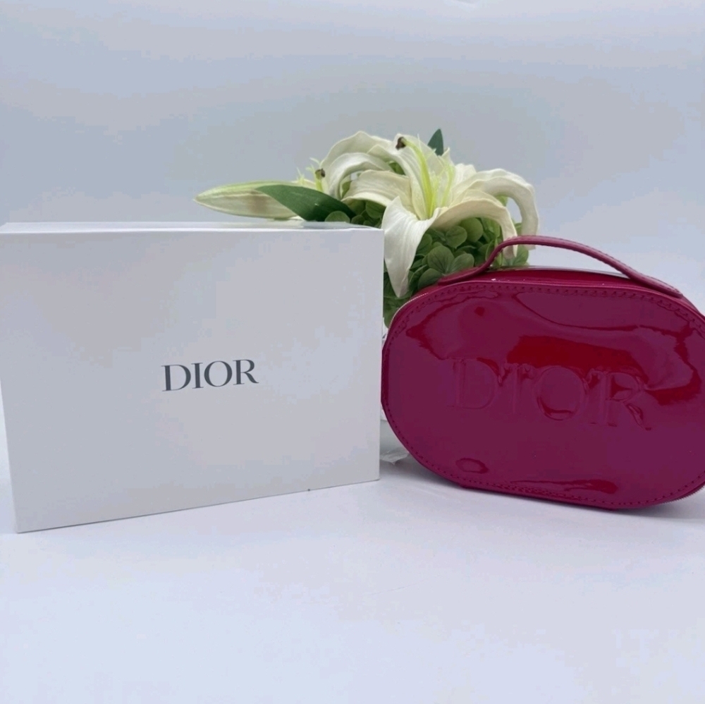 Dior Beauty Red Patent Zipped Cosmetic Pouch w/Handle Brand New In Box